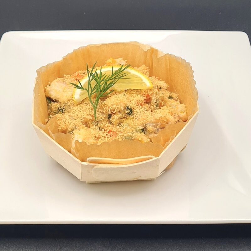 Gratiné de lotte (origine française), brunoise de légumes et crème d’estragon