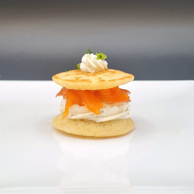 Pancake façon burger à la truite fumée